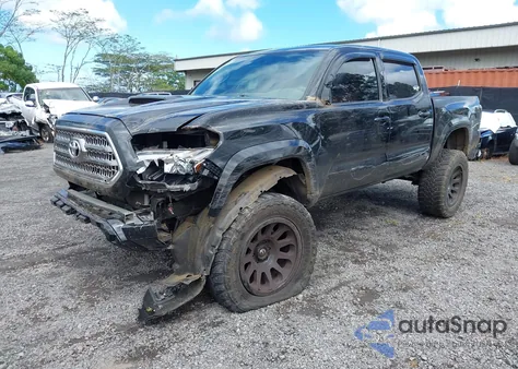 2017 Toyota Tacoma Trd Sport z USA, uszkodzony, nr VIN 3TMCZ5AN7HM076110